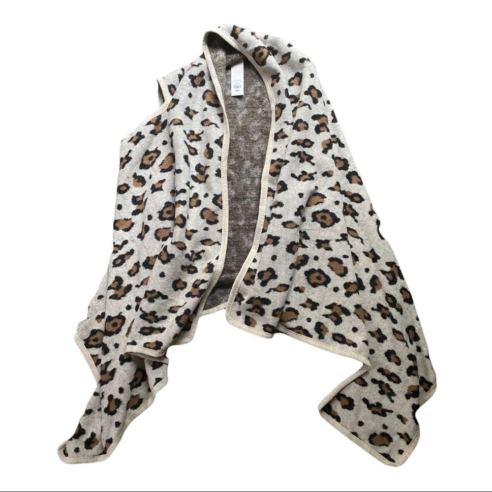 Francescas OneSize Leopard Sweater Vest